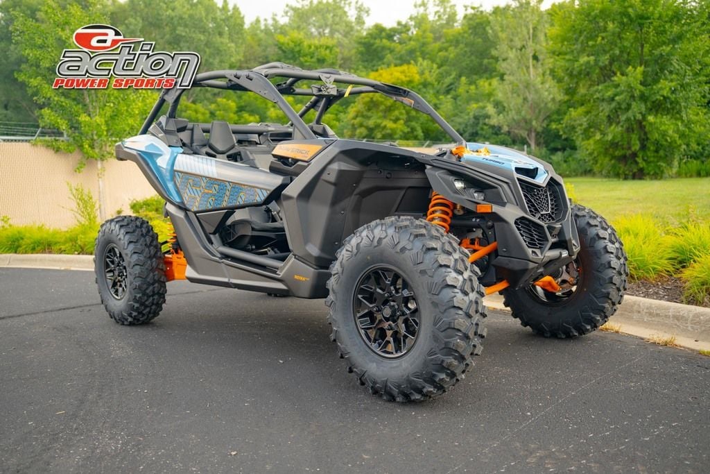 New Can-Am® Maverick X3 DS Turbo Scandi Blue Orange Crush 2026 for