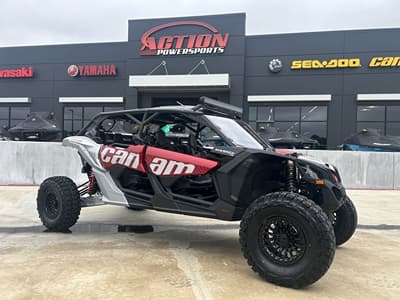 BOATZON | Can-Am® Maverick X3 MAX DS Turbo RR Fiery Red  Hyper Silver 2025