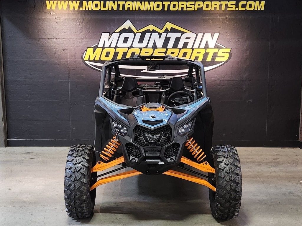 New Can-Am® Maverick X3 MAX RS Turbo Scandi Blue Orange Crush 2026