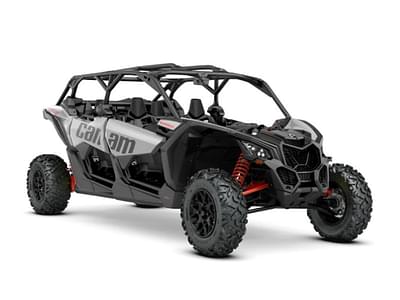 BOATZON | Can-Am® Maverick X3 Max Turbo Hyper Sivler  CanAm Red 2020