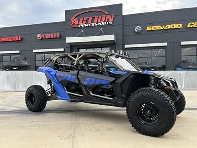 BOATZON | Can-Am® Maverick X3 MAX X rs Turbo RR with SmartShox Dazzling Blue  Carbon Black 2024