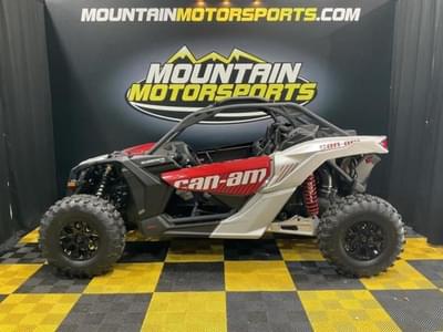 BOATZON | Can-Am® Maverick X3 RS Turbo Fiery Red  Hyper Silver 2025