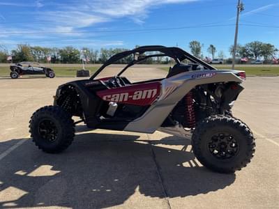 BOATZON | Can-Am® Maverick X3 RS Turbo Fiery Red  Hyper Silver 2025