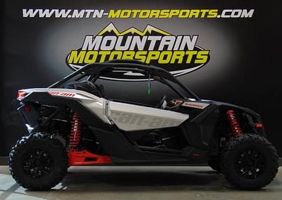 BOATZON | Can-Am® Maverick X3 Turbo Hyper Silver  CanAm Red 2020