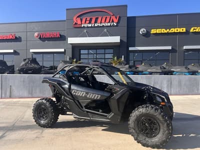 BOATZON | Can-Am® Maverick X3 X ds Turbo RR Triple Black 2024