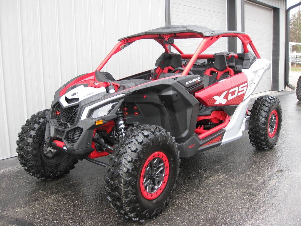 New Can-Am® Maverick X3 X ds Turbo RR Fiery Red Hyper Silver 2025
