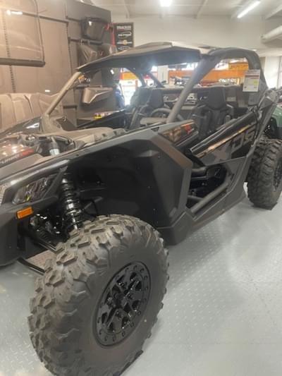 BOATZON | Can-Am® Maverick X3 X ds Turbo RR Triple Black 2025