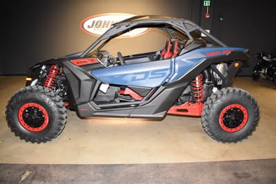 BOATZON | Can-Am® Maverick X3 X DS Turbo RR With SmartShox 2026