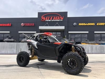 BOATZON | Can-Am® Maverick X3 X RS TURBO R Gold  CanAm Red  Hyper Silver 2019