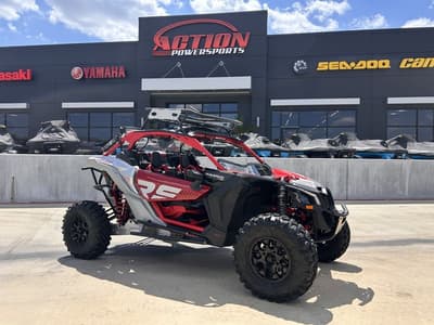 BOATZON | Can-Am® Maverick X3 X rs Turbo RR with SmartShox Fiery Red  Hyper Silver 2024