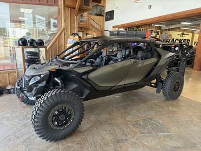 BOATZON | Can-Am® MRMAX XRC999TDCT 2026