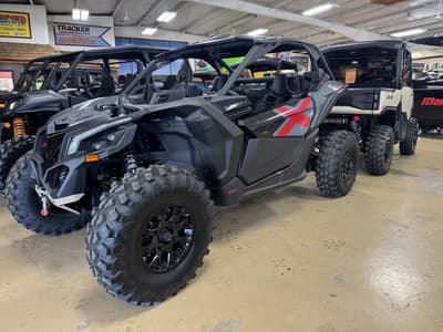 BOATZON | Can-Am® MX3 XT 2026