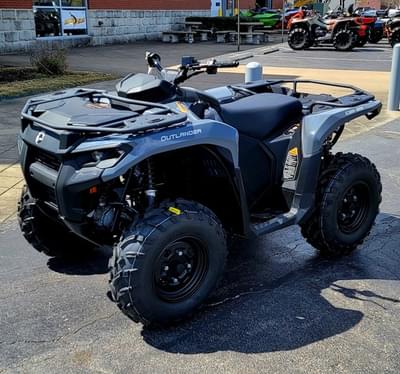 BOATZON | Can-Am® Outlander DPS 700 2025