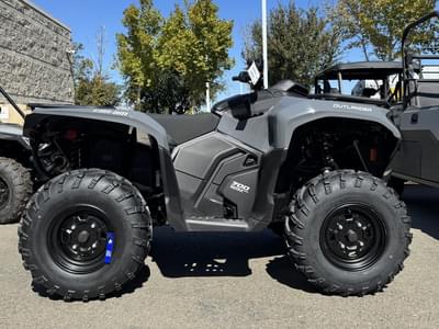 BOATZON | Can-Am® Outlander DPS 700 2026