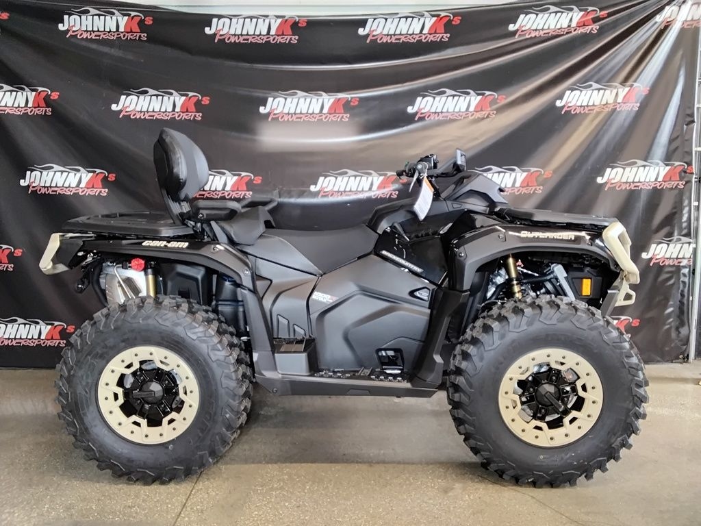 2026 Can-Am® Outlander MAX Backcountry - Sold Boat