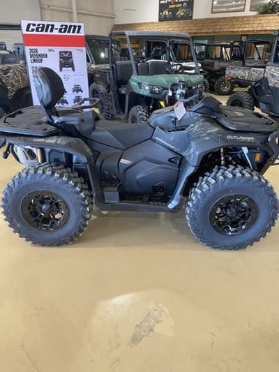BOATZON | Can-Am® Outlander MAX Backcountry Multicam Dark Camo 2026