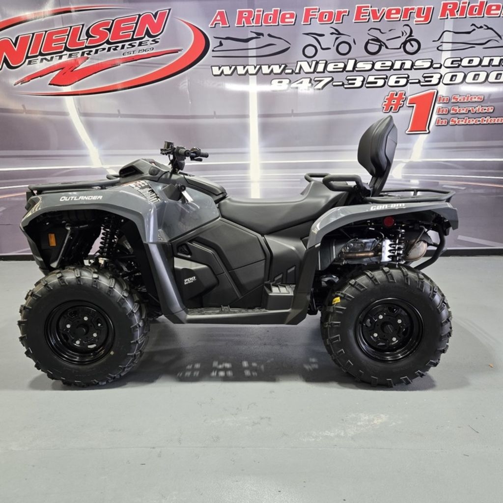 2026 Can-Am® Outlander MAX DPS 700 - Sold Boat