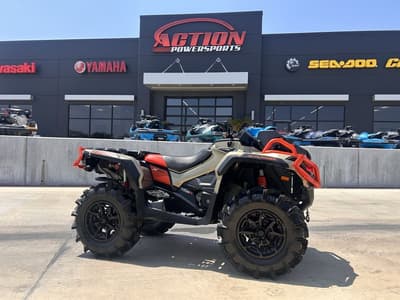 BOATZON | Can-Am® Outlander X mr 1000R Liquid Titanium  CanAm Red 2023