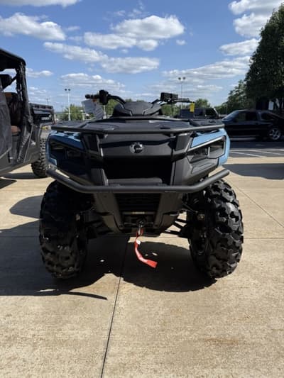 BOATZON | Can-Am® Outlander XT 700 2026