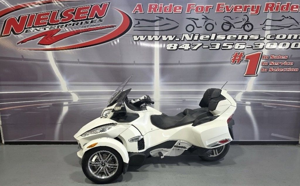 2012 Can-Am® RT LIMITED SE5 - Sold Boat