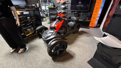 BOATZON | Can-Am® RYKER SPORT 900 BK 26 900 ACE 2026