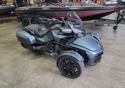 BOATZON | Can-Am® Spyder F3T 2026