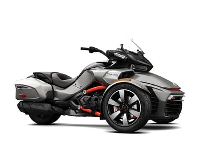BOATZON | Can-Am® Spyder F3T 6Speed SemiAutomatic SE6 Radio 2016