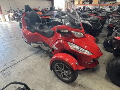 BOATZON | Can-Am® Spyder Roadster RTS 2012