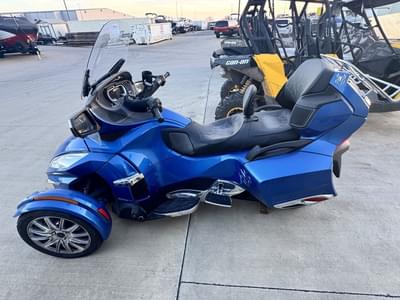 BOATZON | Can-Am® Spyder RT Limited Chrome 2018 BOATZON | Can-Am® Spyder RT Limited Chrome 2018