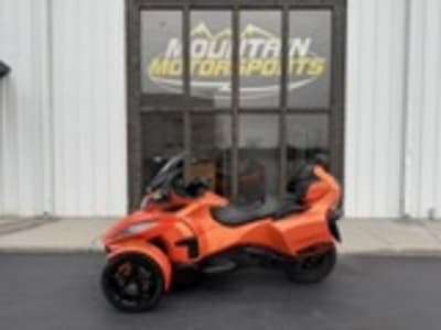 BOATZON | Can-Am® Spyder RT Limited Dark 2019