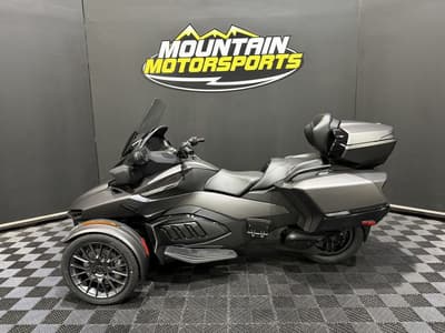 BOATZON | Can-Am® Spyder RT Limited Dark 2026