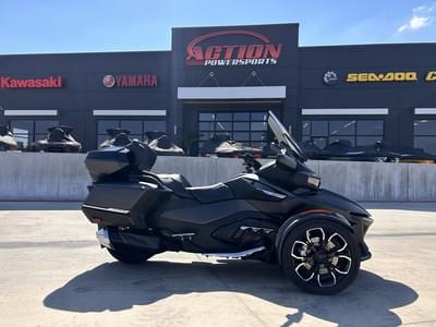 BOATZON | Can-Am® Spyder RT Limited Dark Wheels 2022