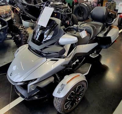 BOATZON | Can-Am® Spyder RT Limited Dark Wheels 2024