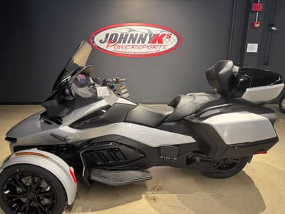 BOATZON | Can-Am® Spyder RT Limited Dark Wheels 2025