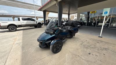 BOATZON | Can-Am® SPYDER RT LIMITED SE6 2020