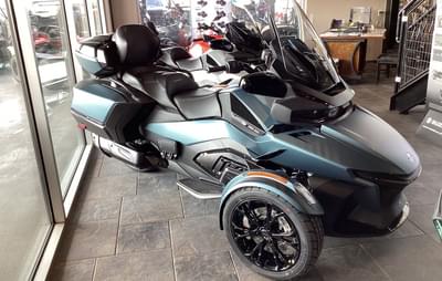 BOATZON | Can-Am® SPYDER RT LIMITED SE6 2025