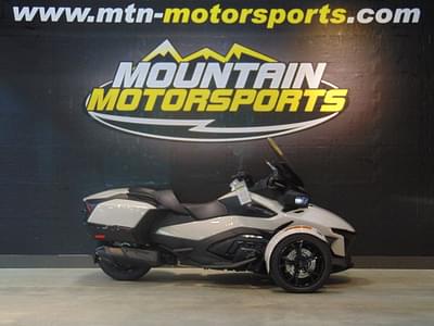 BOATZON | Can-Am® Spyder RT SE6 2021