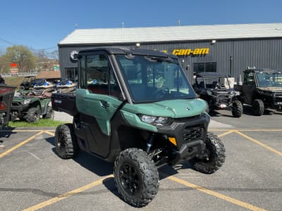 BOATZON | CanAm DEFENDER DPS CAB HD9 2026