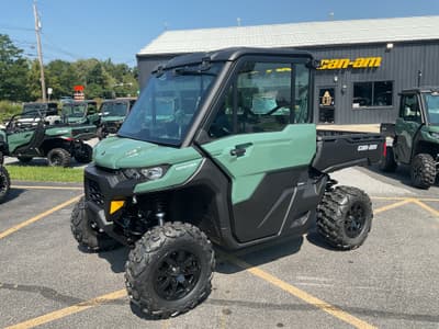 BOATZON | CanAm DEFENDER DPS CAB HD9 2026