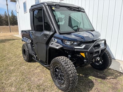 BOATZON | CanAm Defender Limited 2022