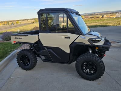 BOATZON | CanAm Defender Limited HD11 2026 BOATZON | CanAm Defender Limited HD11 2026