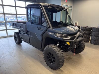 BOATZON | CanAm Defender PRO Limited CAB HD10 2026