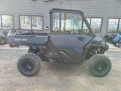 BOATZON | CanAm DEFENDER XT CAB HD11 2026