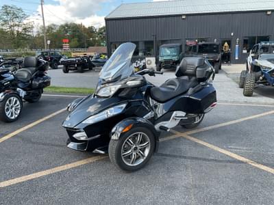 BOATZON | CanAm SPYDER RT LIMITED 2011