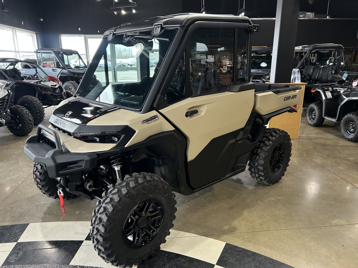 2026 Can-Am CanAm SSV DEF LTD 65 HD11 TN HB 26 Limited HD11 2026 - Sold Boat