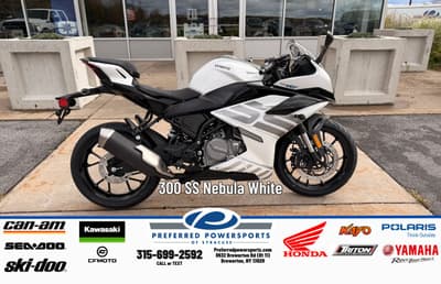 BOATZON | CFMOTO 300 SS Nebula White 2026