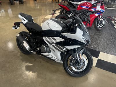 BOATZON | CFMOTO 300SS 2026