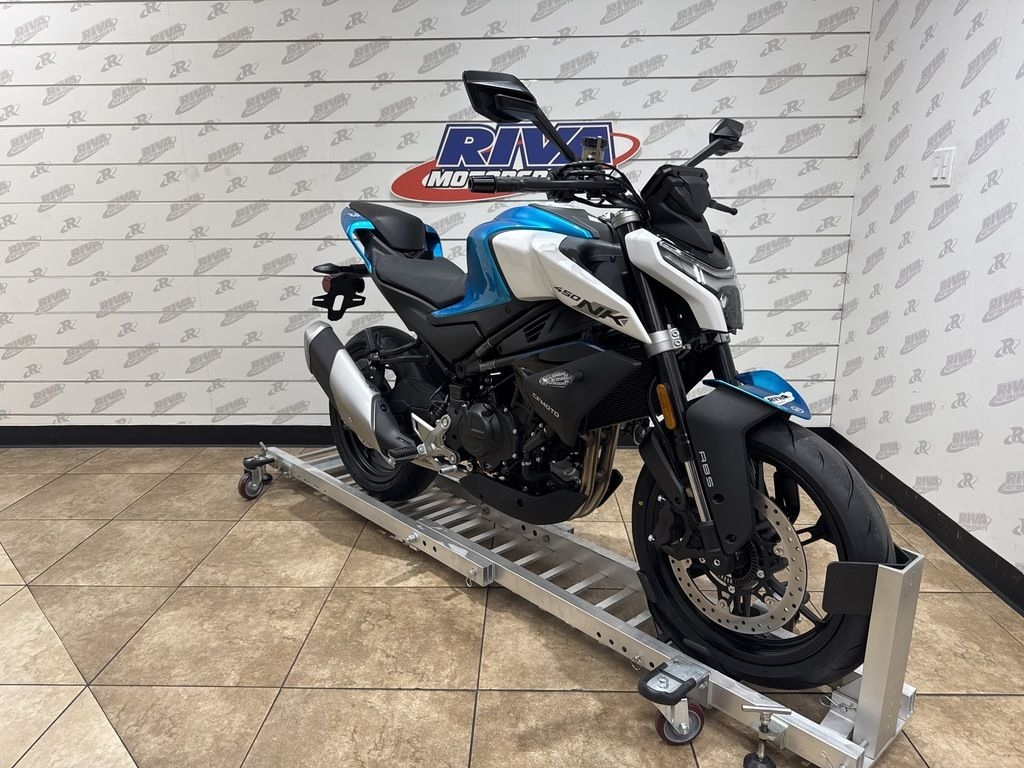 2025 CFMOTO 450NK - Sold Boat