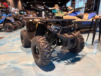 BOATZON | Denago Powersports Mudhawk 10FI 2026 BOATZON | Denago Powersports Mudhawk 10FI 2026