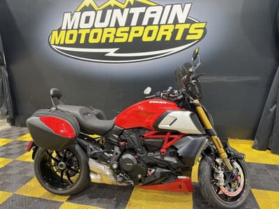 BOATZON | Ducati Diavel 1260 S Ducati Red 2021